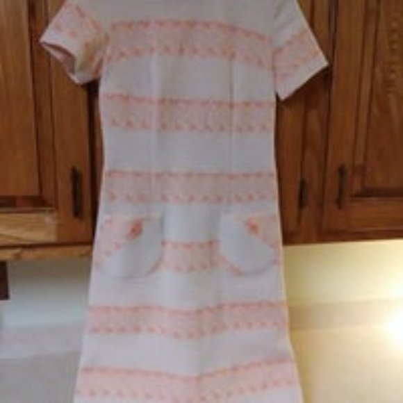 Parkshire dress peach / crm very good - VINTAGE